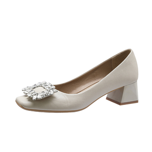 水钻方扣高跟鞋方头粗跟加大加宽通勤工作单鞋中跟软面晚晚鞋浅口