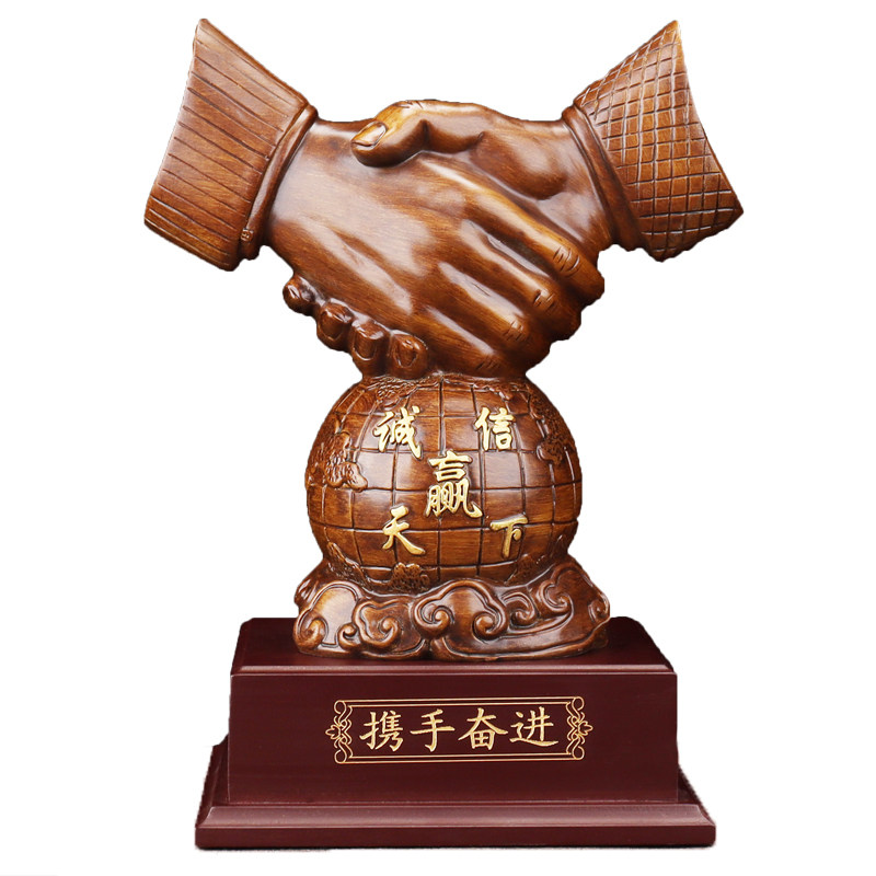 董事长办公室高端装饰老板桌摆件新中式创意诚信简约开业礼品定制