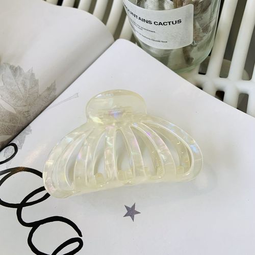 韩版新款醋酸抓夹甜美彩色夹发夹大盘发高级镂空发鲨鱼号感抓夏季