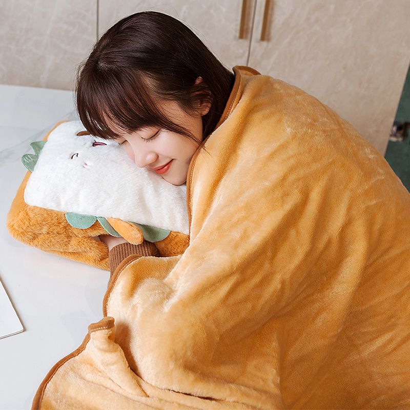 暖手抱枕被子两用加厚办公室午睡枕头靠枕毯二合一靠垫车用