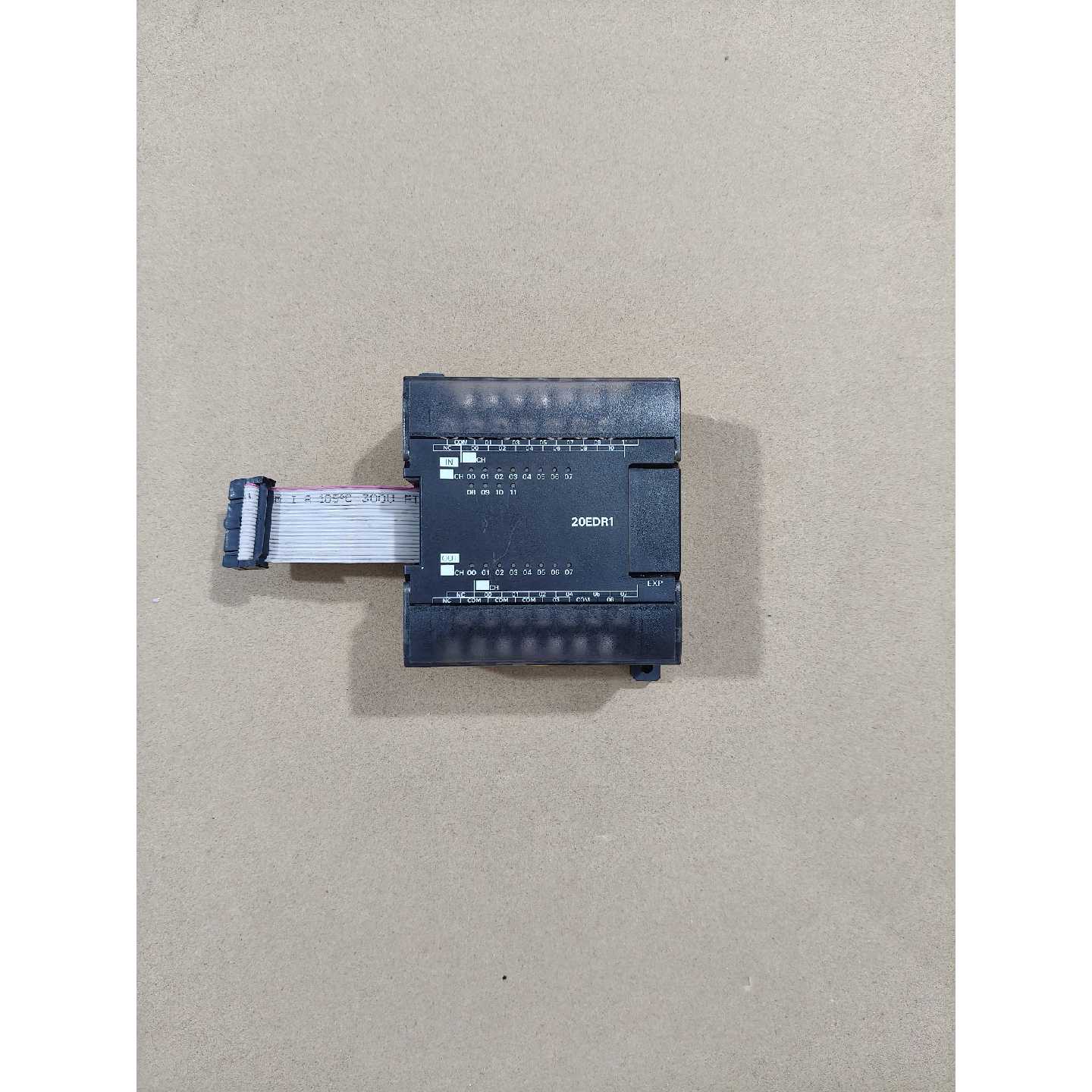 议价欧姆龙PLC扩展模块，型号CP1W-20EDR1，成色95新