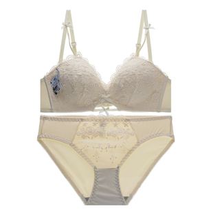 少女内衣纯欲蕾丝小胸聚拢显大胸罩上托无钢圈收副乳乳胶文胸套装