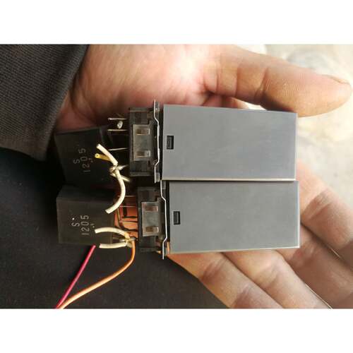 询价AD2124 2SEC AC100V  2A250VAC C