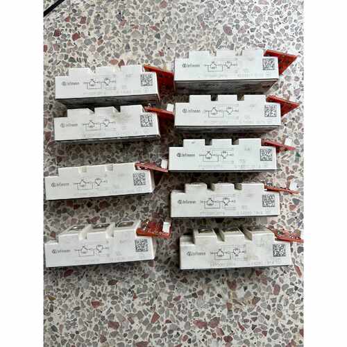 询价英飞凌模块FF100R12RT4功能正常原字原码