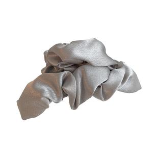 云朵缎面抓夹大号发量大发夹女后脑勺鲨鱼夹高级感2025新款头饰