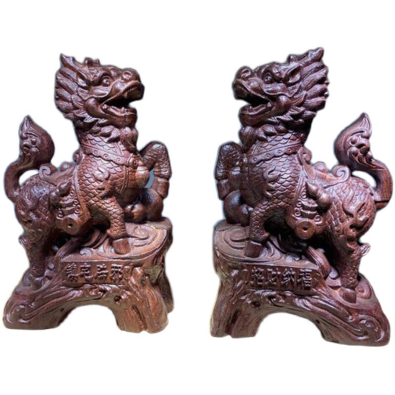 沉香木雕麒麟一对摆件飞天麒麟