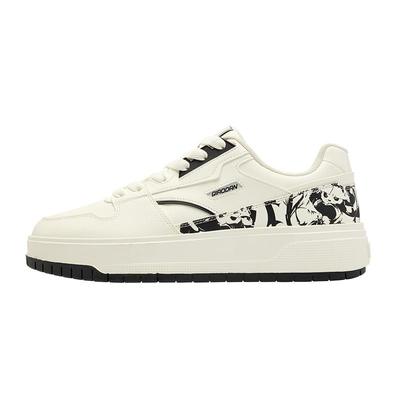 乔丹黑色涂鸦厚底增高板鞋2025新款增高男款皮面运动滑板鞋国潮男