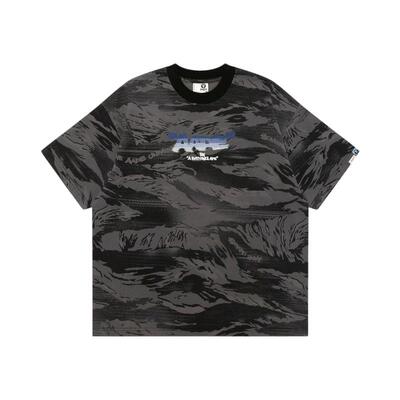 Aape字母刺绣挠头小猴拼贴布T恤