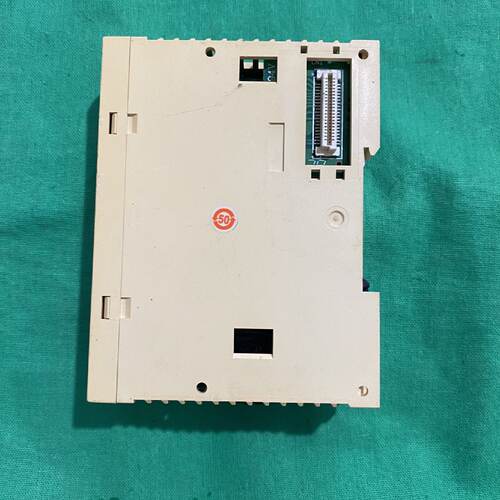 议价施耐德TwDAMI4Lt可编程控制器模块plc模块输出扩展模块
