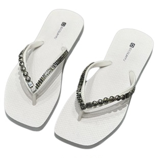 IDO夏天鞋子女2025新款爆款饰扣人字拖女外穿沙滩鞋女海边配裙子