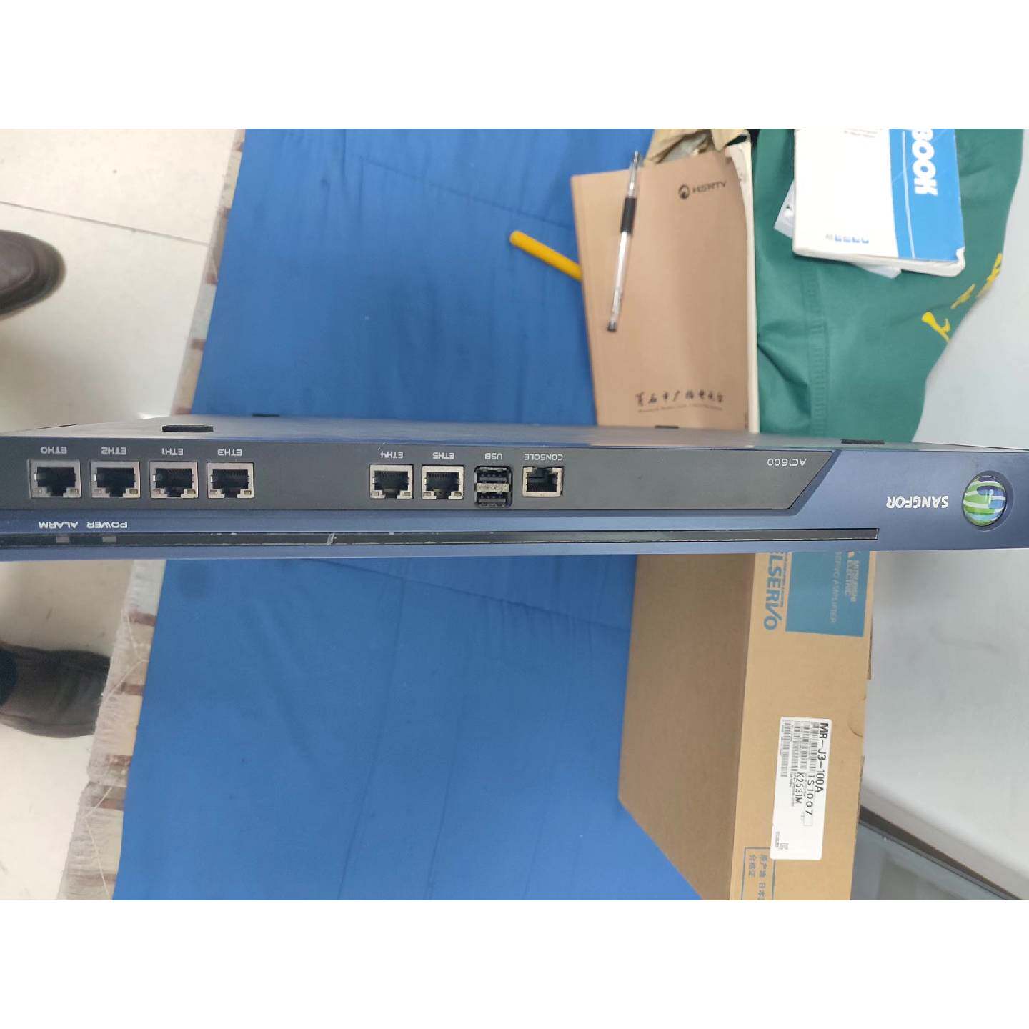 议价深信服ac1600硬盘坏了,其余都是好的。
