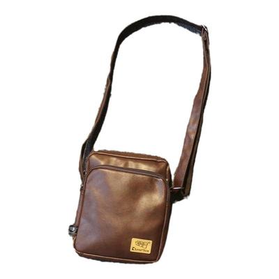 单肩斜挎包男女小跨包皮包休闲潮