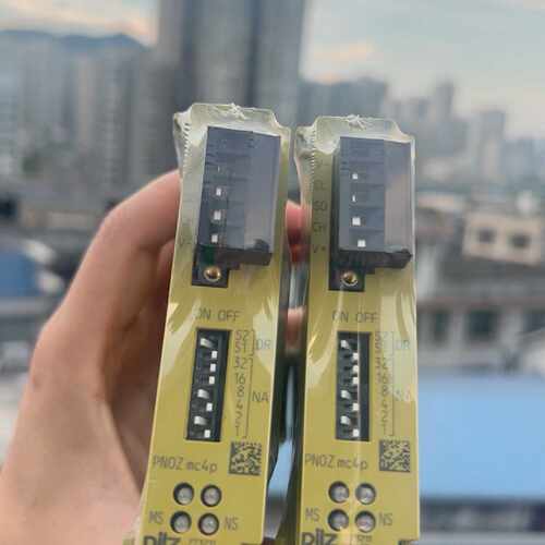 询皮尔兹模块PNOZ mc4p 773711装机剩余5片！便宜