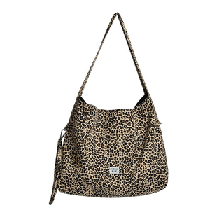 Unique blue豹纹单肩包女慵懒松弛感大容量大学生手提爱心配小包