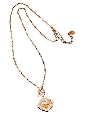 黄色四叶草方形锆石吊坠项链