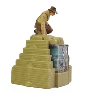 稀缺2008汉堡王电影版印第安纳琼斯骷髅流沙古墓盗宝人偶摆件玩具