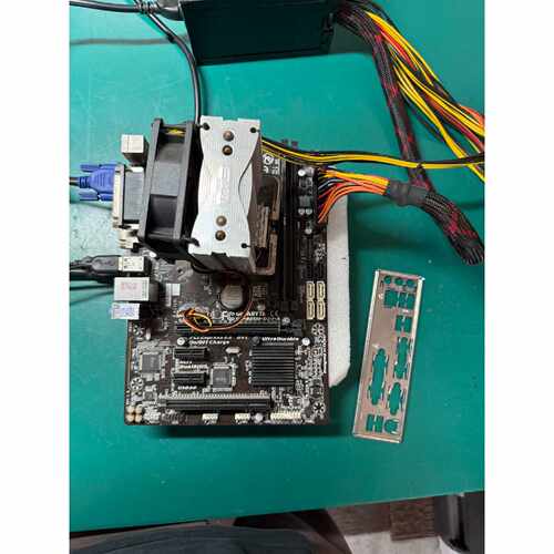 【议价-可维修】 B85M-D3V i3-4160 技嘉 GIGYTE /均有货