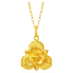亚一黄金情逸金足金鸢尾花项链古法立体花瓣心花绽放优美浪漫气质