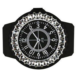 女汽车中控台防滑垫车载内饰摆件置物垫仪表台高级感装饰钻石毛垫