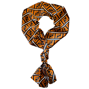 丝巾女春秋细窄长条格纹围巾护颈领巾装饰搭西装洋气韩版发带夏季