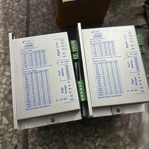 溢价-YAKO研控2D68MH步进驱动器