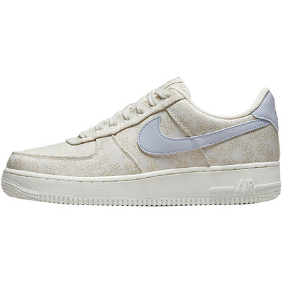 Nike/耐克正品Air Force 1女子运动休闲低帮板鞋DR6402-900