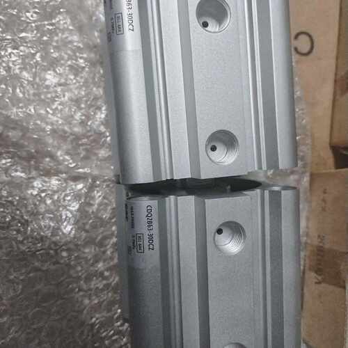 SMC全新气缸CDQ2B63-30DCZ，2个，正品保障！最议价