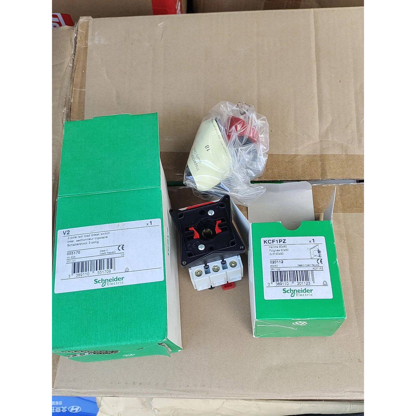 施耐德V2负荷隔离V3开关本体055170和0515171开议价