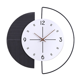 2025新款挂钟餐厅客厅时钟表轻奢现代简约挂墙高级感挂表创意设计