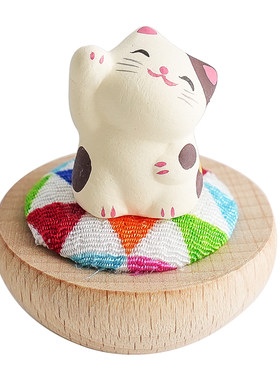 日本龙虎作招财猫不倒翁摆件