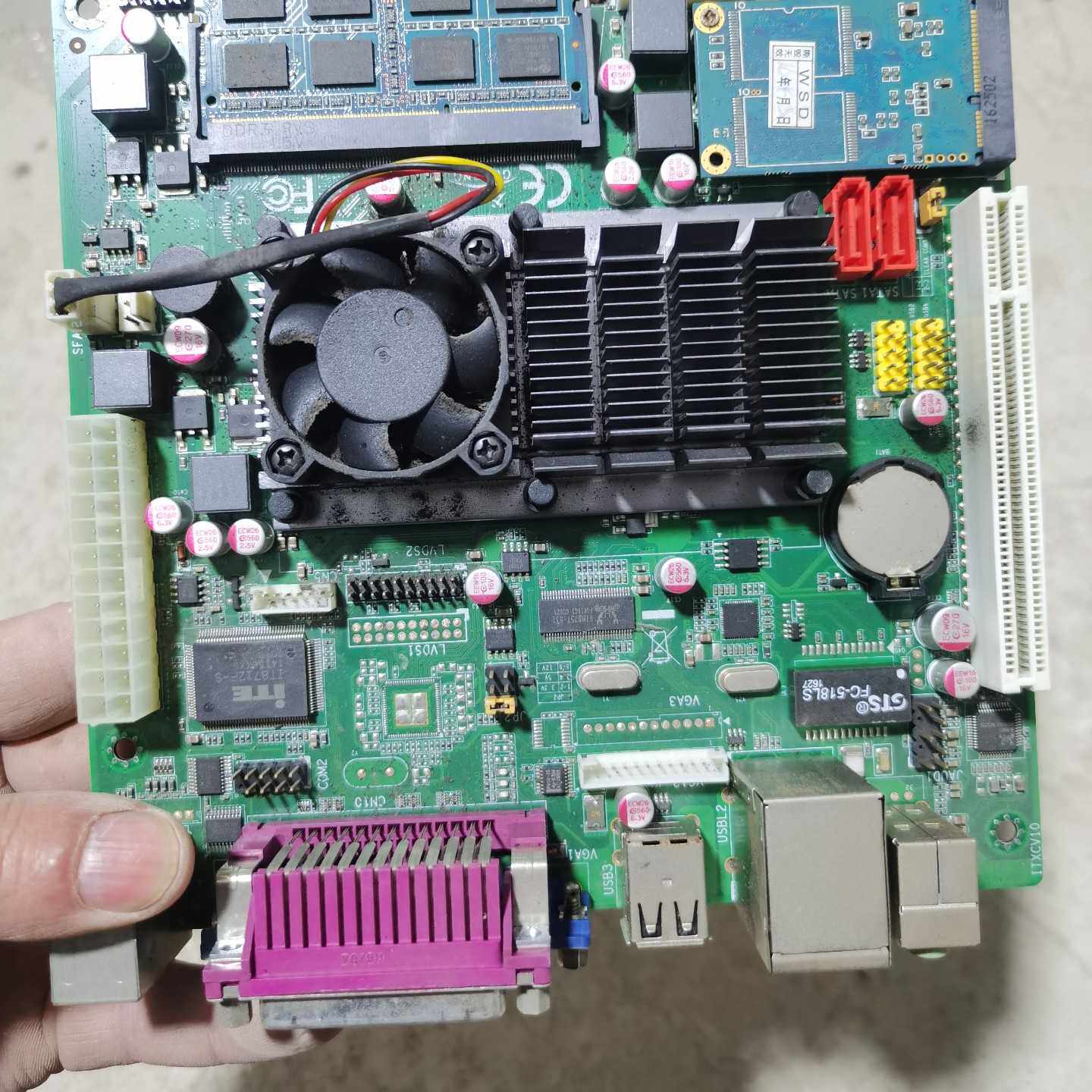 议价收银机工控主板，原装拆机，带风扇和散热片，接口齐全（VGA