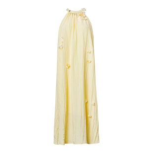 Kroche  水仙黄 垂感睡袍式 立体花淡黄挂脖连衣裙