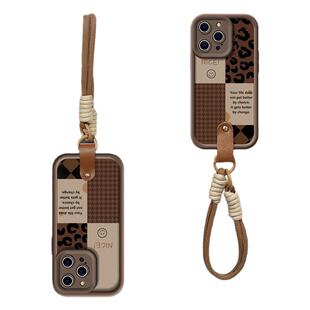 适用苹果16手机壳15新款14plus高级格豹纹13简约12专用硅胶11promax全包iphonexr防摔ins风带挂绳女7保护套6s