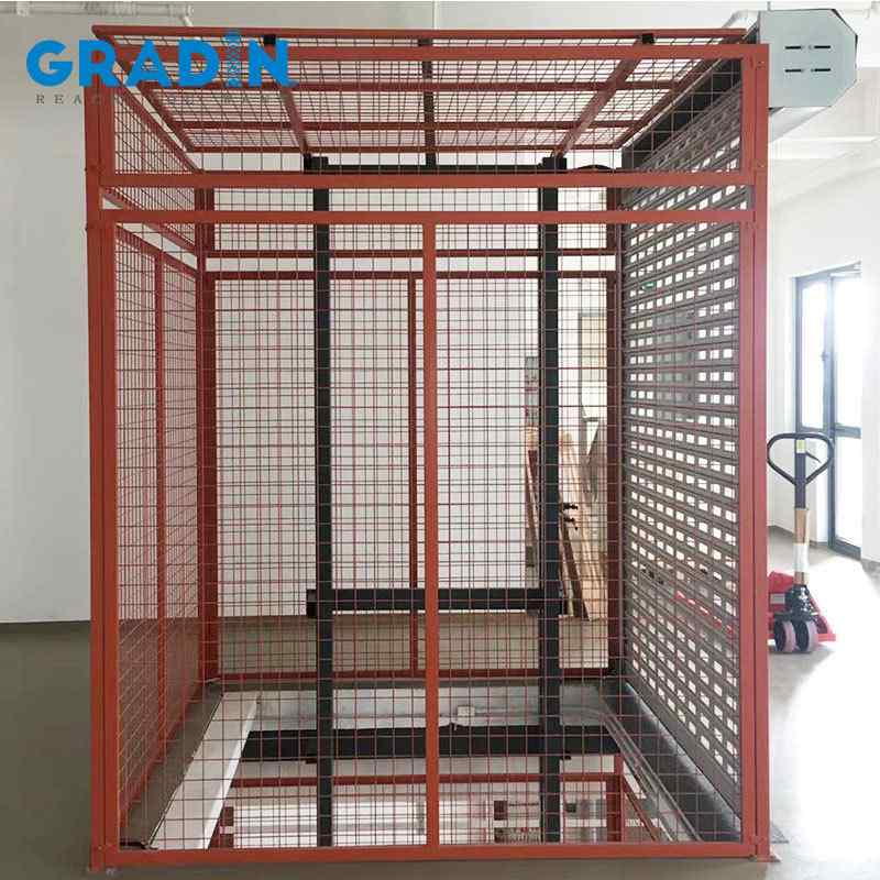 现货室外2-3层卷帘门导轨式液压货梯 液压升降机平台厂家厂房货梯