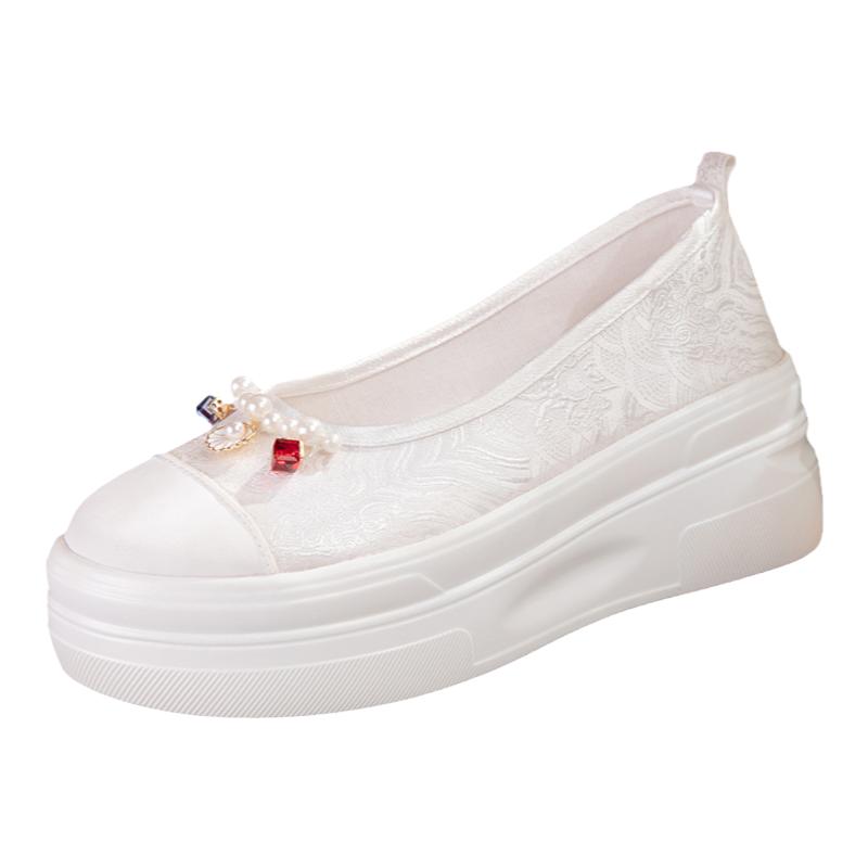 古风鞋子增高浅口刺绣配汉服鞋新中式绣花单鞋民族风老北京布鞋女