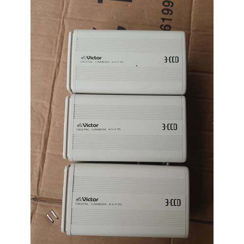 在线议价Victor KY-F75工业摄像机，3个一起出，3CCD，