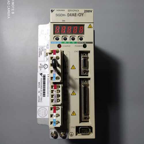 议价SGDH-01AEY291安川驱动器 100W 全新原装 质保1年