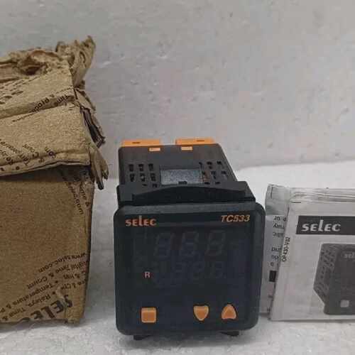 SELEC TC533AX  DIGITAL TEMPRATURE CONTROLLER FREE DELIVERY