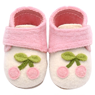 小茸0-2宝宝学步鞋婴童纯羊毛柔软家居鞋小樱桃软底防滑室内鞋冬