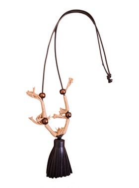 文艺皮流苏编织长款项链黑配饰