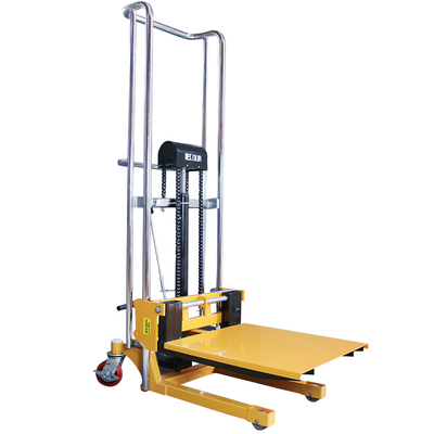 力拓中用小堆高车轻便灵活