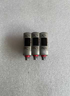 询价基恩士传感器，型号LR-ZB250CP，成色如图，，