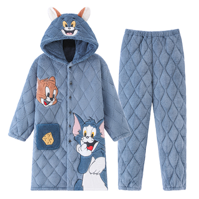 2025年珊瑚绒睡袍三层夹棉大码女