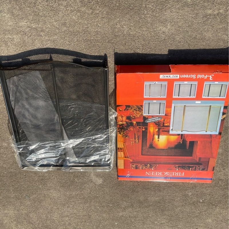 欧式铁艺折叠立式壁炉防屏风护栏复古金属隔断壁炉烫网罩隔离