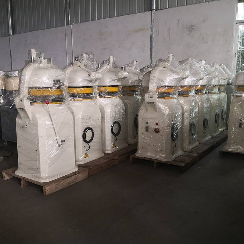 可定制面团大小的面团半自动/全自动分割滚圆机面团分块搓圆机