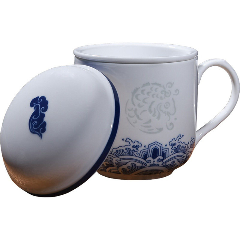 景德镇陶瓷茶杯带盖茶水分离杯缠枝莲青花玲珑瓷器过滤泡茶杯礼物