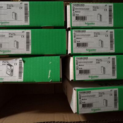 议价施耐德模块TSXDEZ08A4 140NOM21100C质保一年