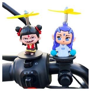 Q版魔童哪吒敖丙公仔电动车摩托自行车头盔汽车载摆件太乙装饰品