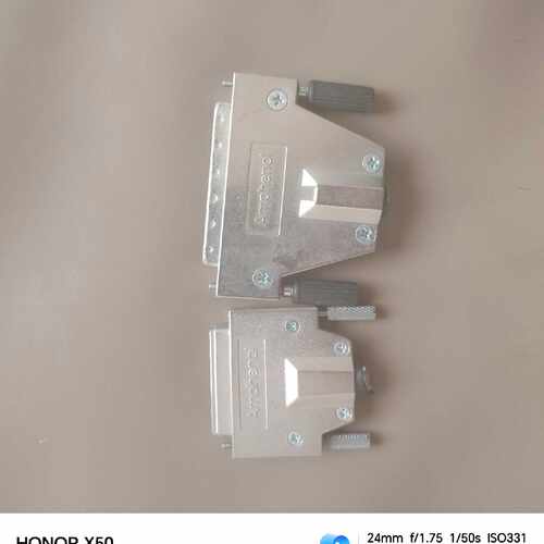 议价Amphenol安费诺原装SCSI连接头，VHDCI68公头