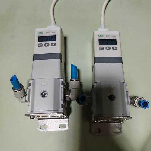 询价EVD-3900-P08AN，CKD数字电空比例阀，实物如图